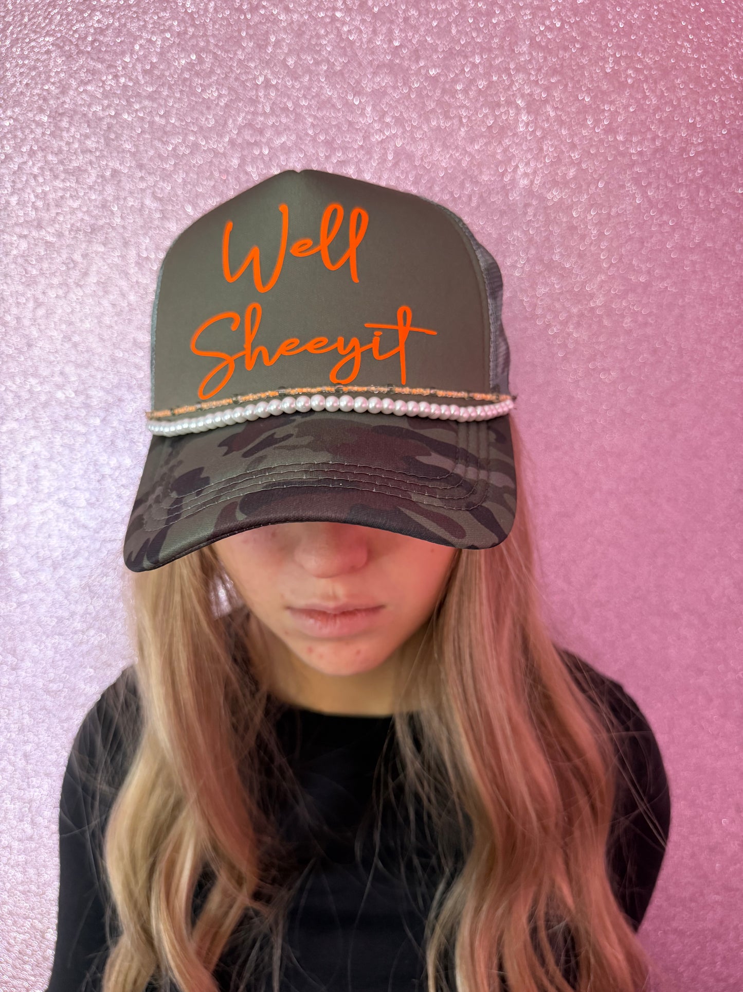 WELL SHEEYIT Camo Trucker Hat W/chain